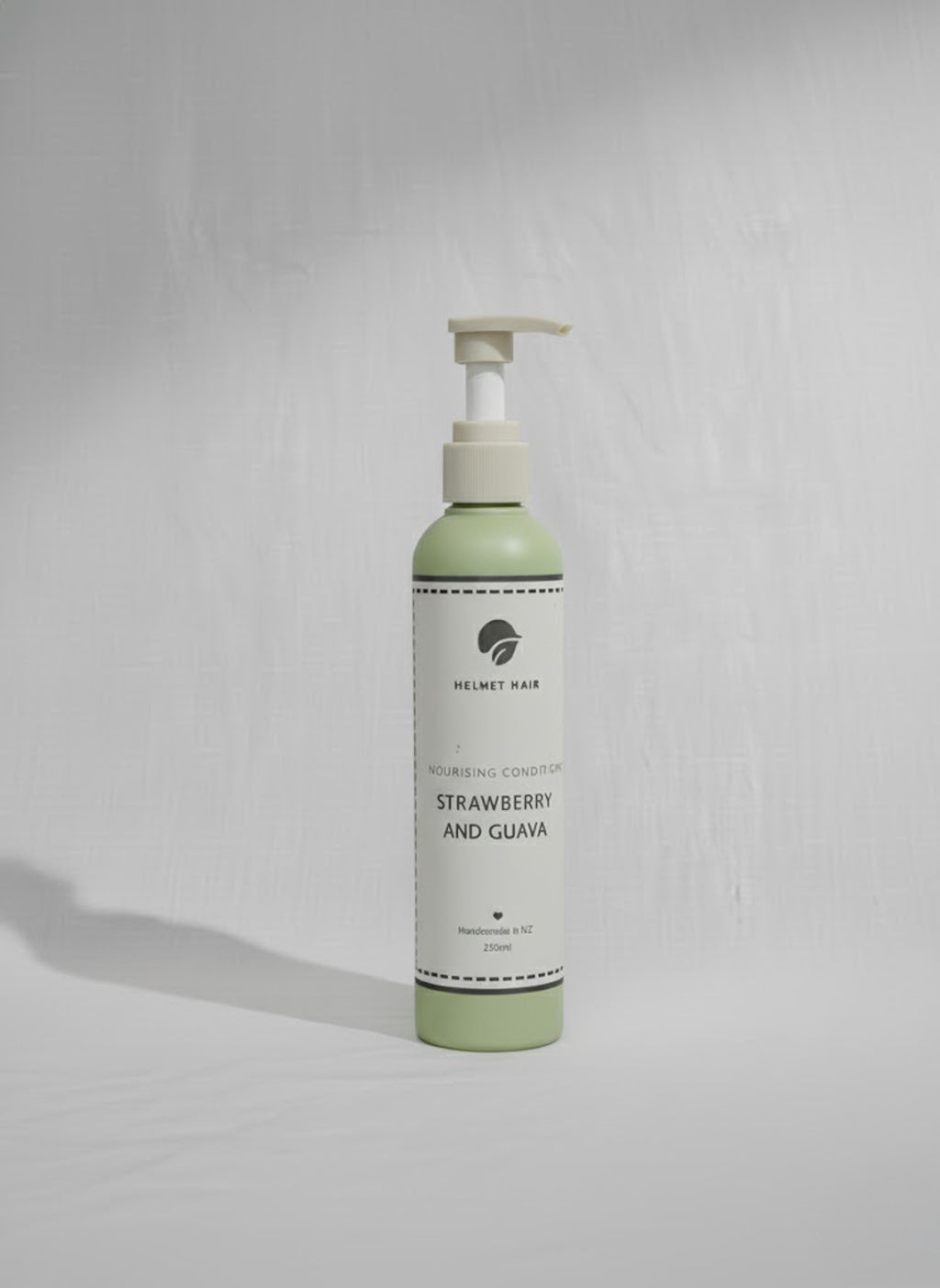 Helmet Hair Nourishing Conditioner 250ml